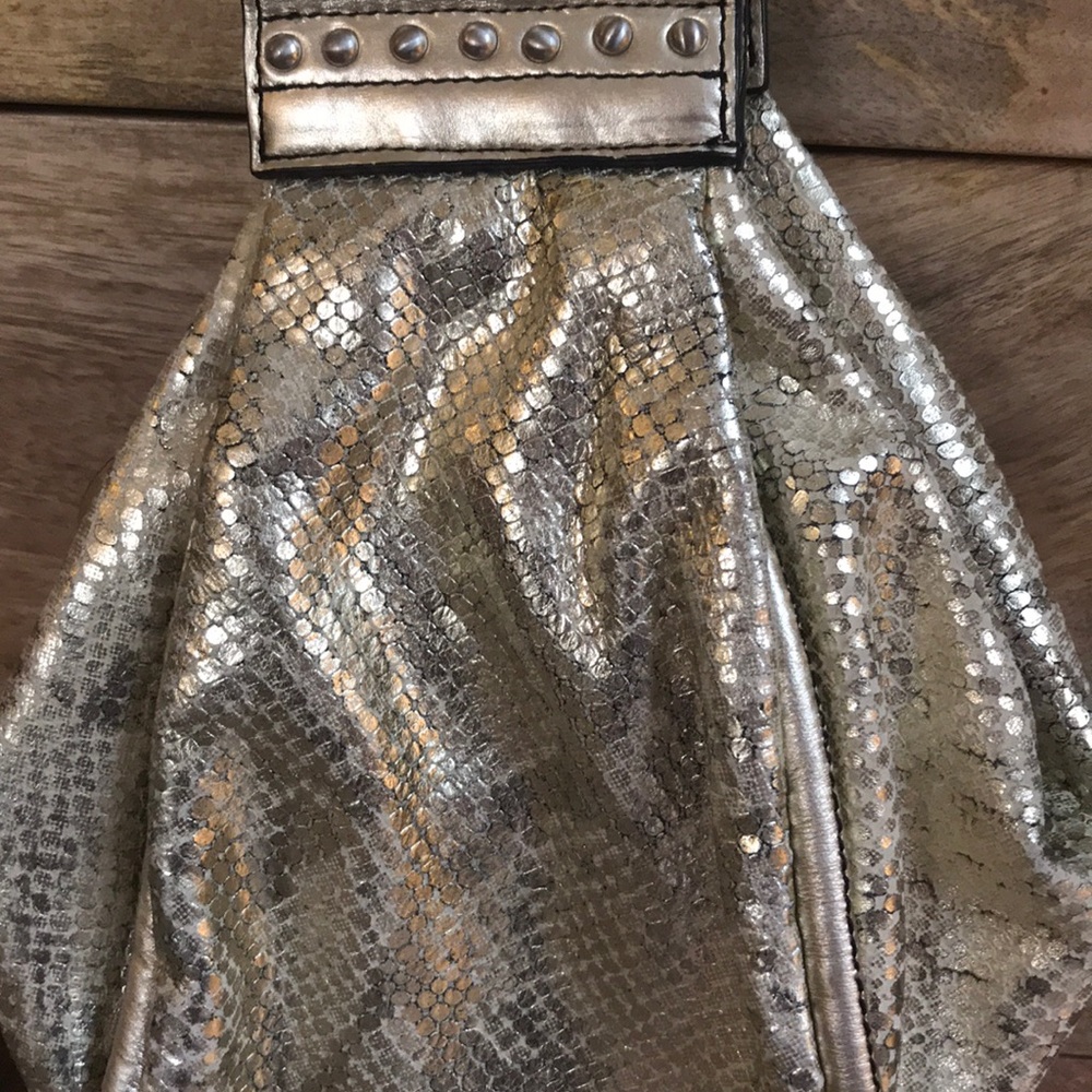 NWOT Kenneth Cole gold snakeskin handbag - Picture 2 of 7